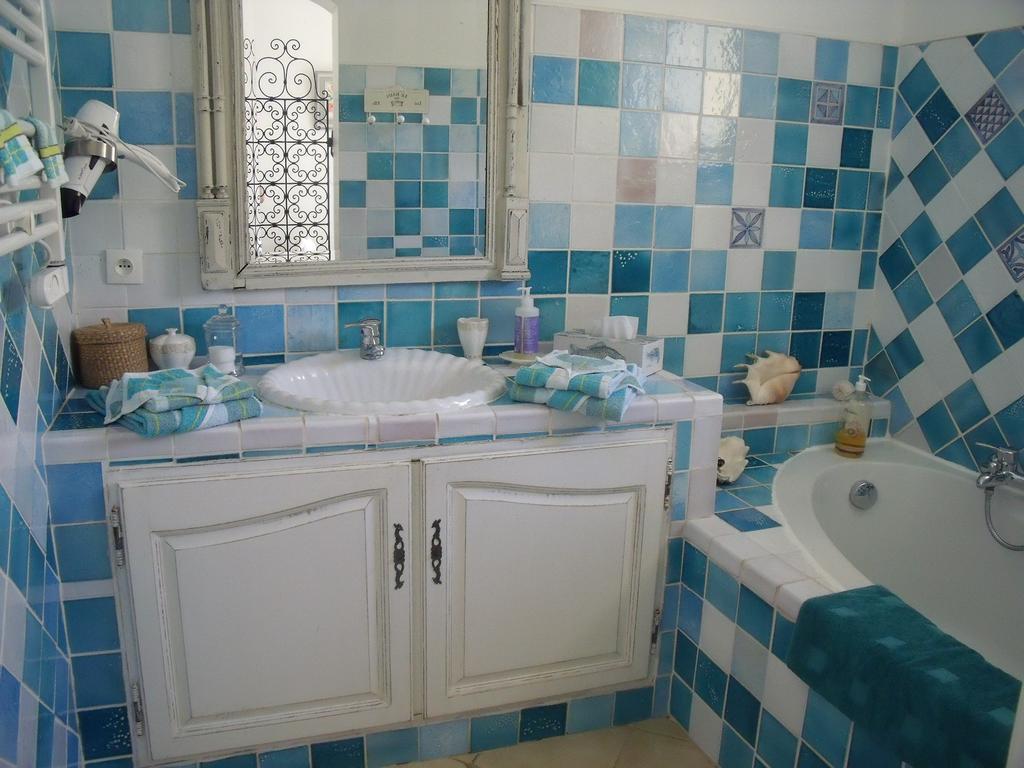 Le Pigeonnier Chambre D'Hotes La Provenc'Ane Salernes Kültér fotó